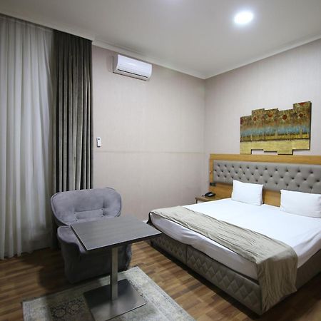 Hotel Empire Business Baky Esterno foto