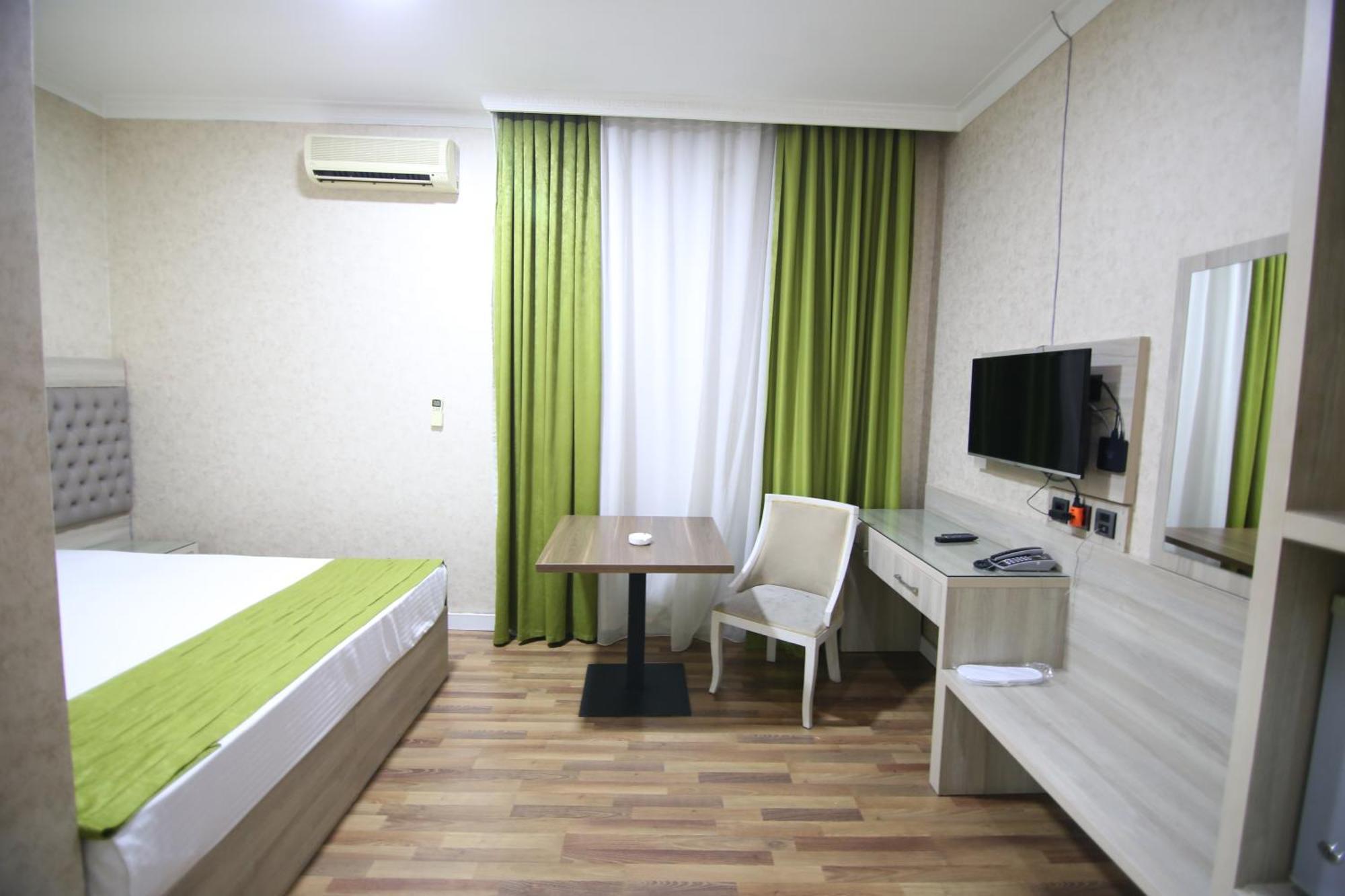 Hotel Empire Business Baky Esterno foto