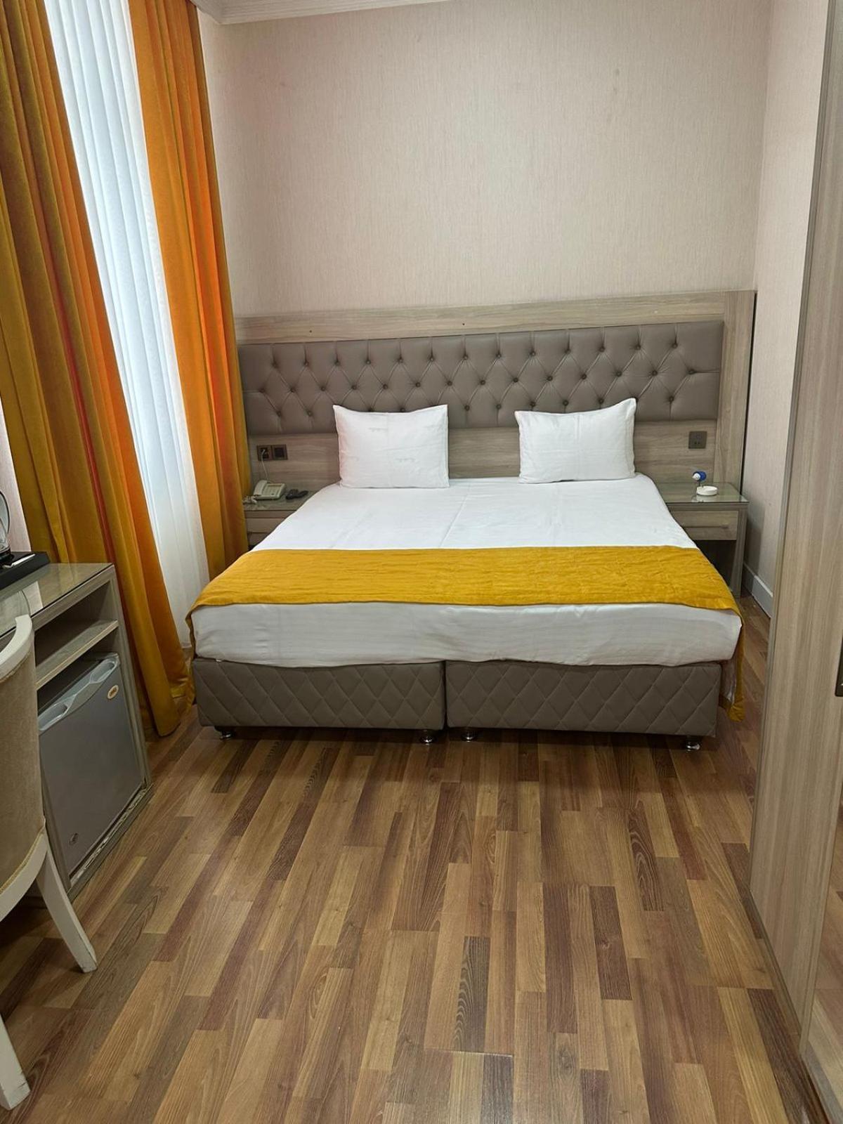 Hotel Empire Business Baky Esterno foto